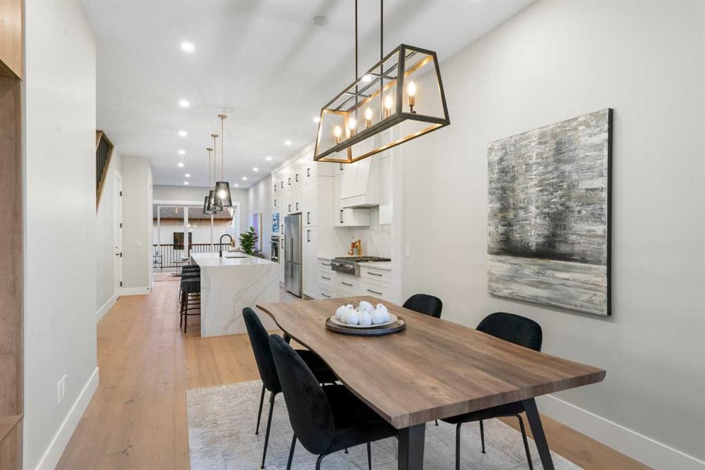 









2414


35

Street Southwest,
Calgary,




AB
T3E 2Y1

