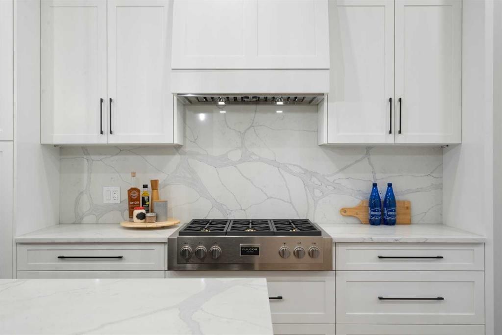









2414


35

Street Southwest,
Calgary,




AB
T3E 2Y1

