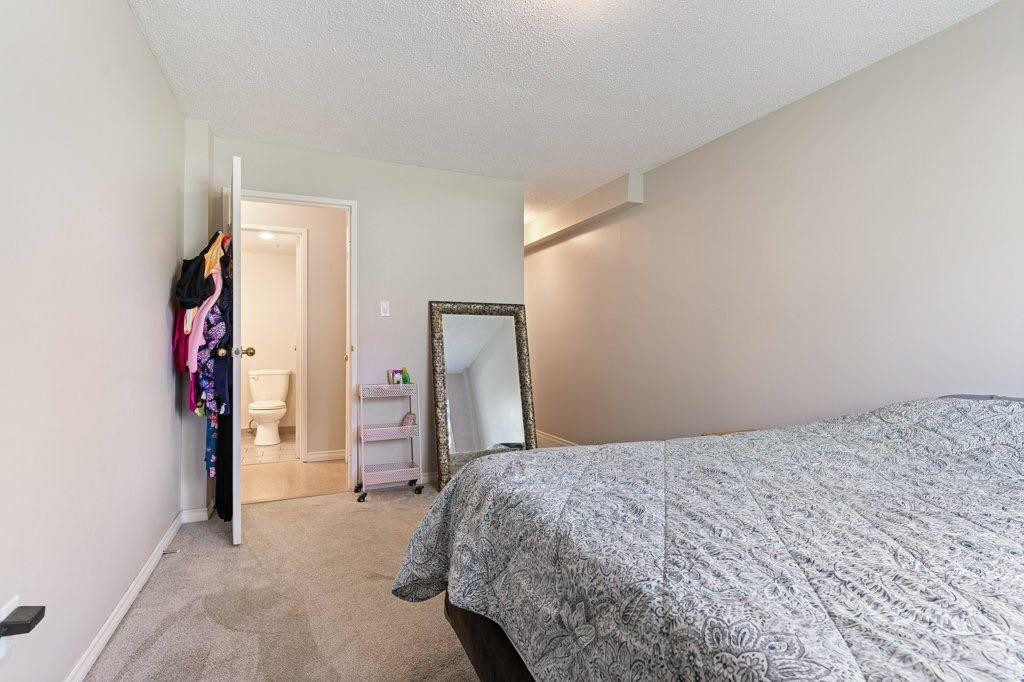 









8948


Elbow

Drive Southwest, 504,
Calgary,




AB
T2V 0H9

