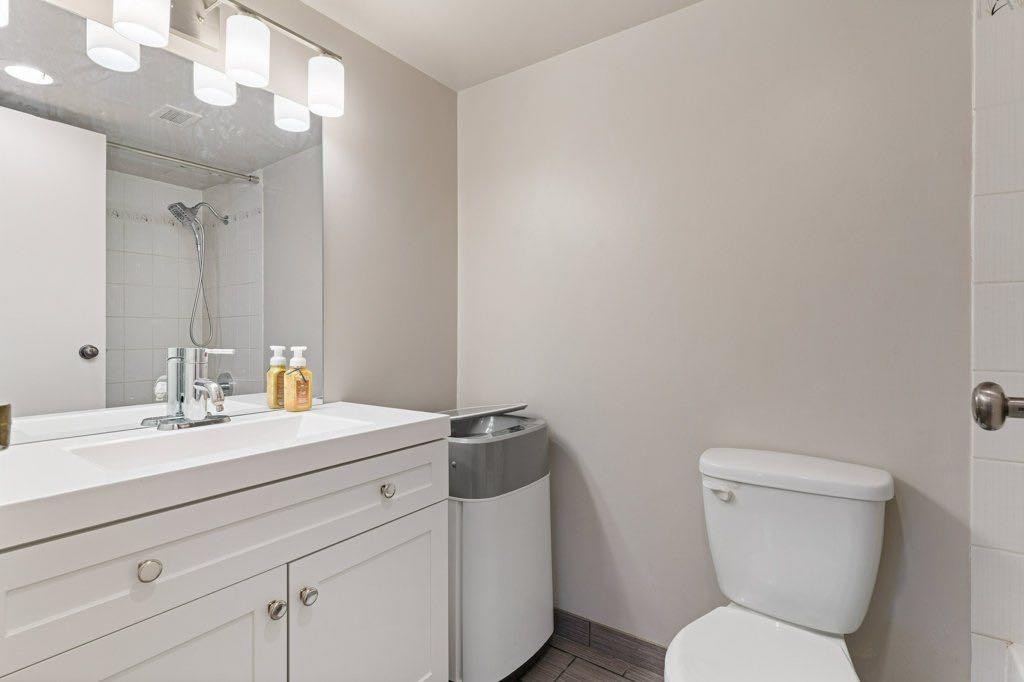 









8948


Elbow

Drive Southwest, 504,
Calgary,




AB
T2V 0H9

