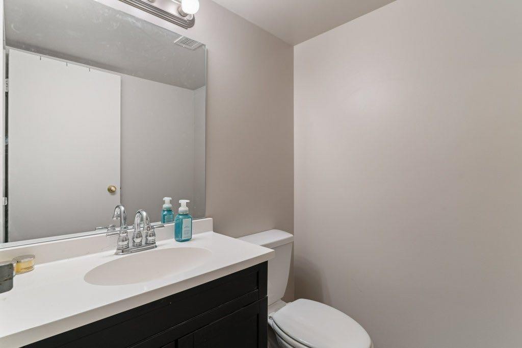 









8948


Elbow

Drive Southwest, 504,
Calgary,




AB
T2V 0H9

