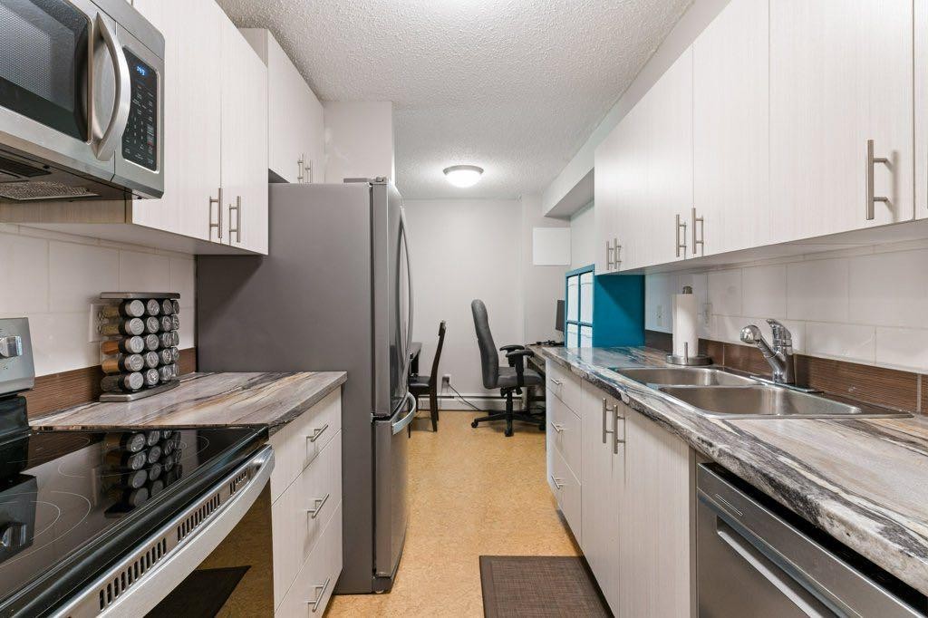 









8948


Elbow

Drive Southwest, 504,
Calgary,




AB
T2V 0H9

