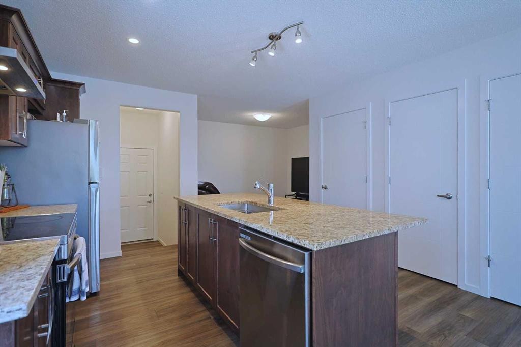 









153


Yorkville

Avenue Southwest,
Calgary,




AB
T2X 4K4

