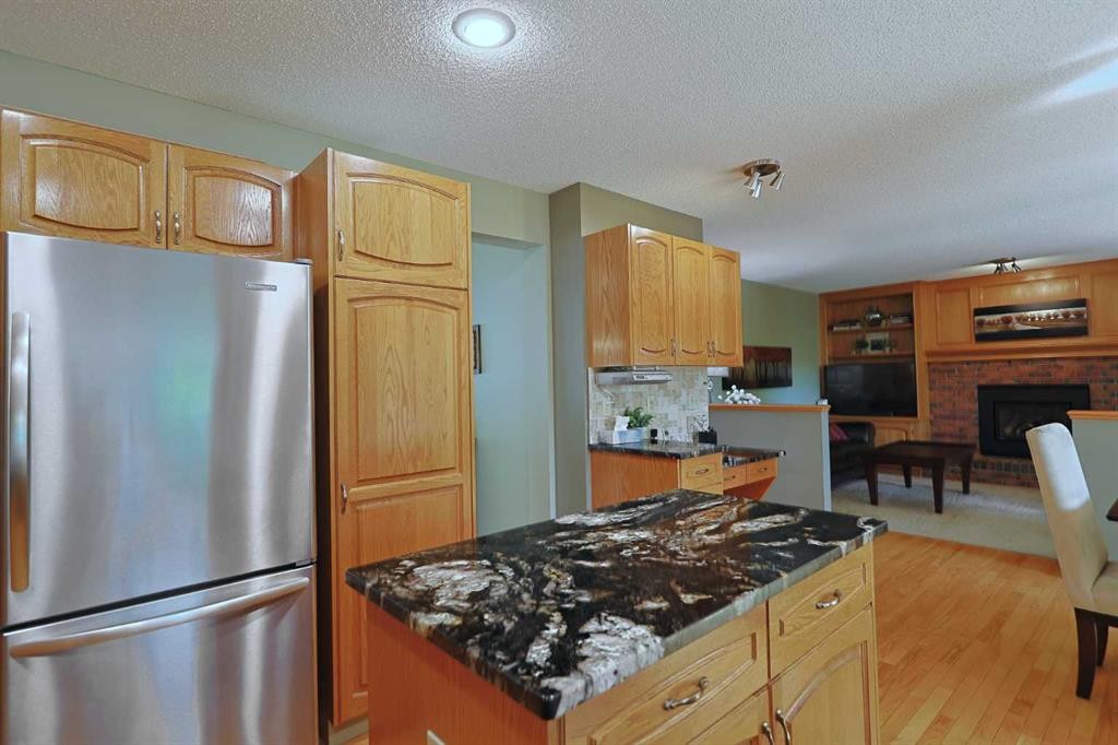 









109


Hamptons

Grove Northwest,
Calgary,




AB
T3A 5B2

