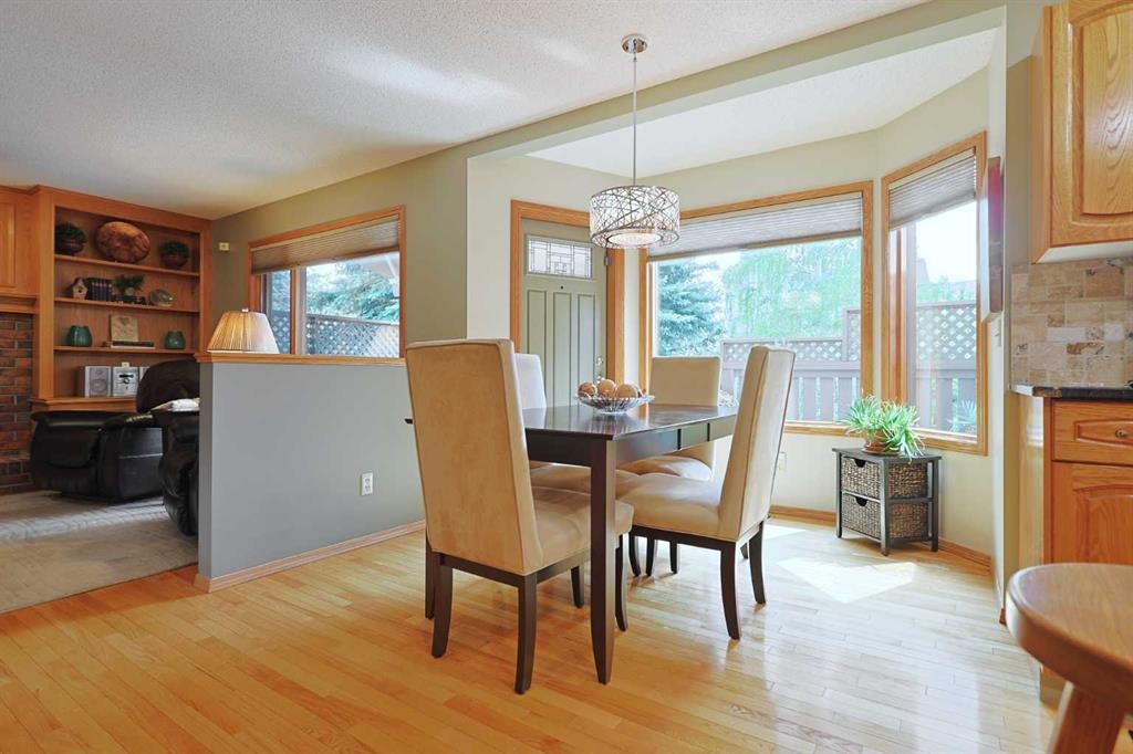 









109


Hamptons

Grove Northwest,
Calgary,




AB
T3A 5B2

