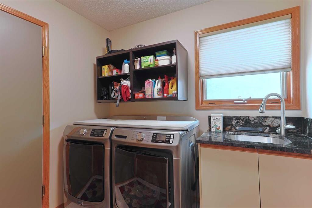 









109


Hamptons

Grove Northwest,
Calgary,




AB
T3A 5B2

