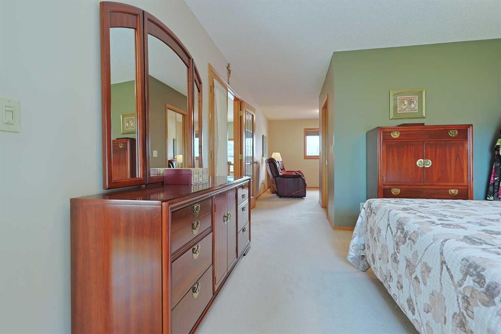 









109


Hamptons

Grove Northwest,
Calgary,




AB
T3A 5B2

