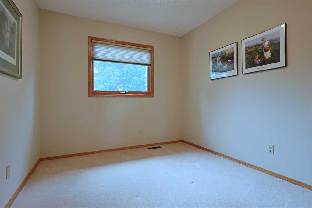 









109


Hamptons

Grove Northwest,
Calgary,




AB
T3A 5B2

