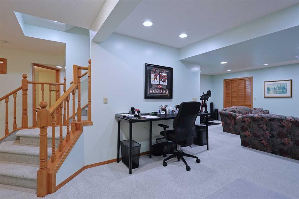 









109


Hamptons

Grove Northwest,
Calgary,




AB
T3A 5B2

