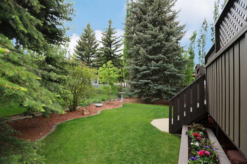 









109


Hamptons

Grove Northwest,
Calgary,




AB
T3A 5B2

