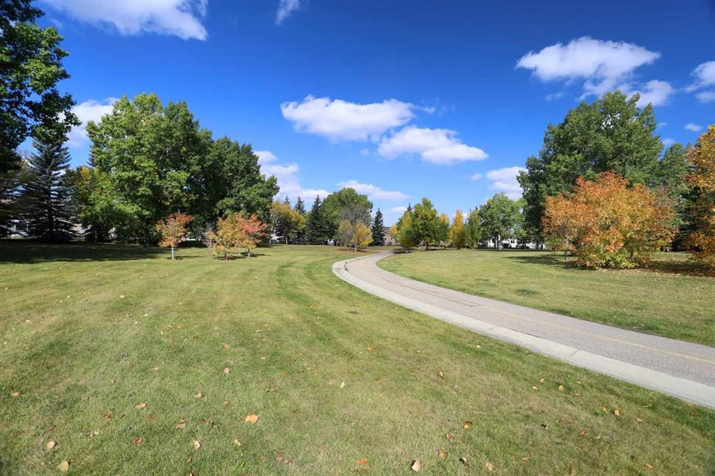 









109


Hamptons

Grove Northwest,
Calgary,




AB
T3A 5B2

