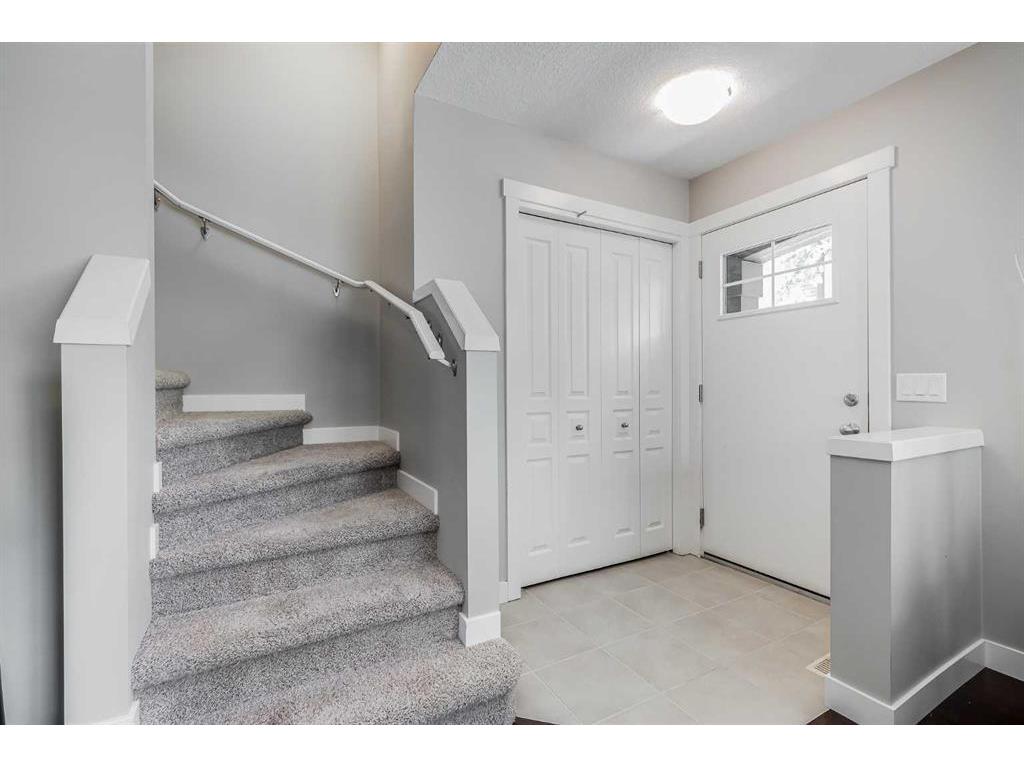 









1118


Mckenzie Towne

Row Southeast,
Calgary,




AB
T2Z1E1

