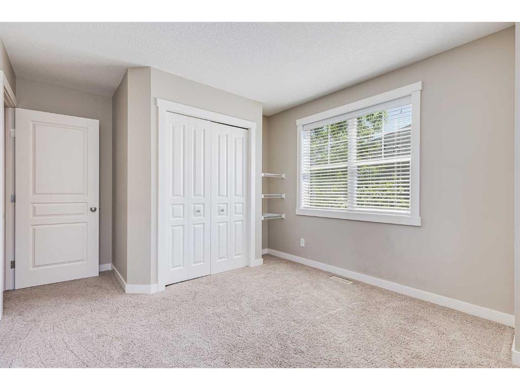 









1118


Mckenzie Towne

Row Southeast,
Calgary,




AB
T2Z1E1

