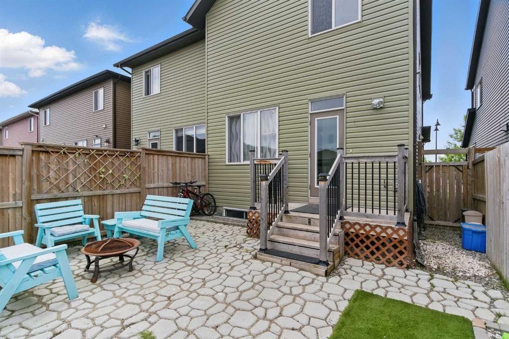 









1585


Legacy

Circle Southeast,
Calgary,




AB
T2x 2c3

