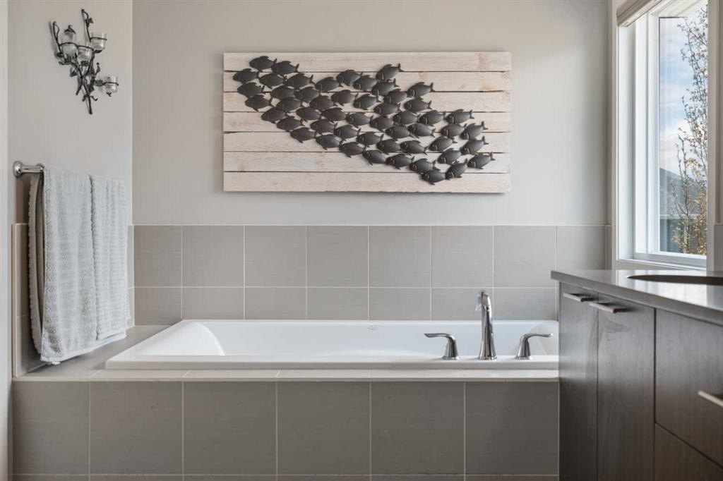 









94


Auburn Crest

Way Southeast,
Calgary,




AB
T3M 1T8

