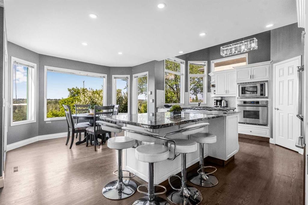 









197


Douglas Park

Boulevard Southeast,
Calgary,




AB
T2Z 2N3

