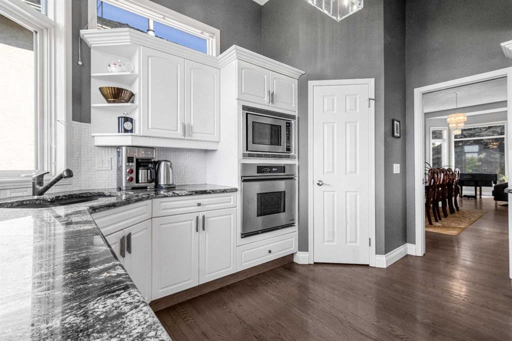 









197


Douglas Park

Boulevard Southeast,
Calgary,




AB
T2Z 2N3

