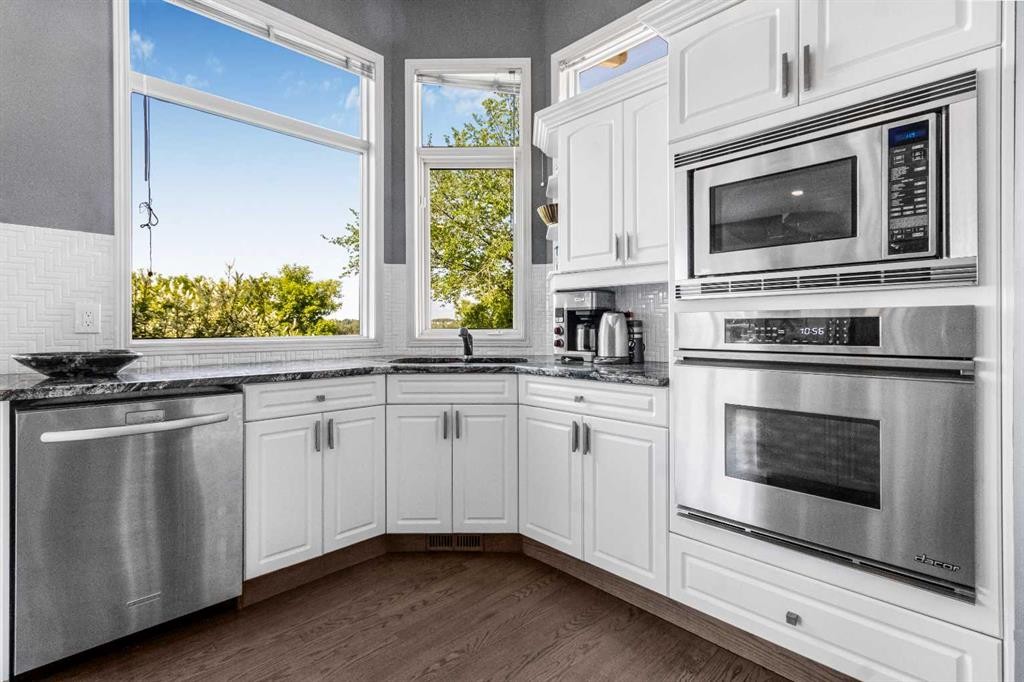 









197


Douglas Park

Boulevard Southeast,
Calgary,




AB
T2Z 2N3


