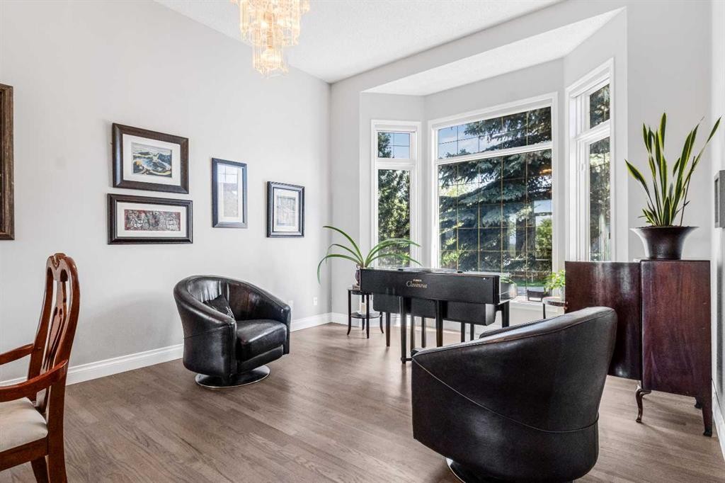 









197


Douglas Park

Boulevard Southeast,
Calgary,




AB
T2Z 2N3

