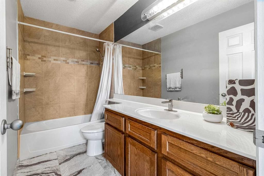 









197


Douglas Park

Boulevard Southeast,
Calgary,




AB
T2Z 2N3


