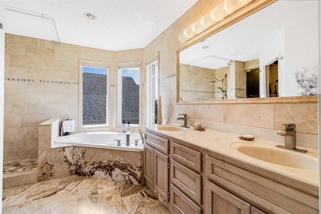 









197


Douglas Park

Boulevard Southeast,
Calgary,




AB
T2Z 2N3

