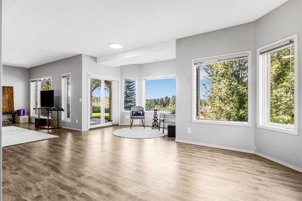 









197


Douglas Park

Boulevard Southeast,
Calgary,




AB
T2Z 2N3

