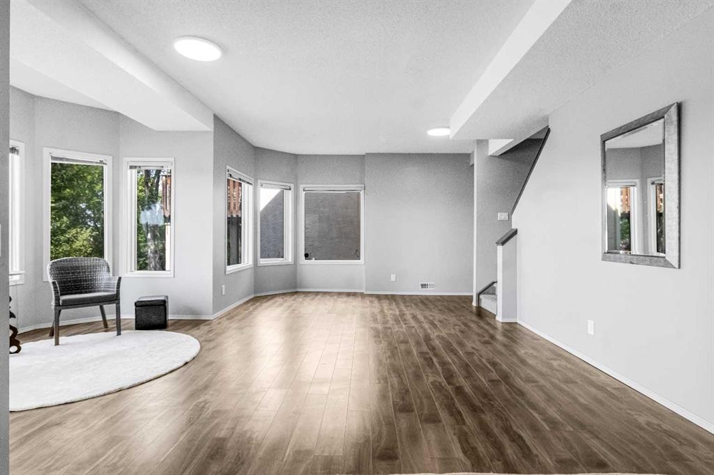 









197


Douglas Park

Boulevard Southeast,
Calgary,




AB
T2Z 2N3

