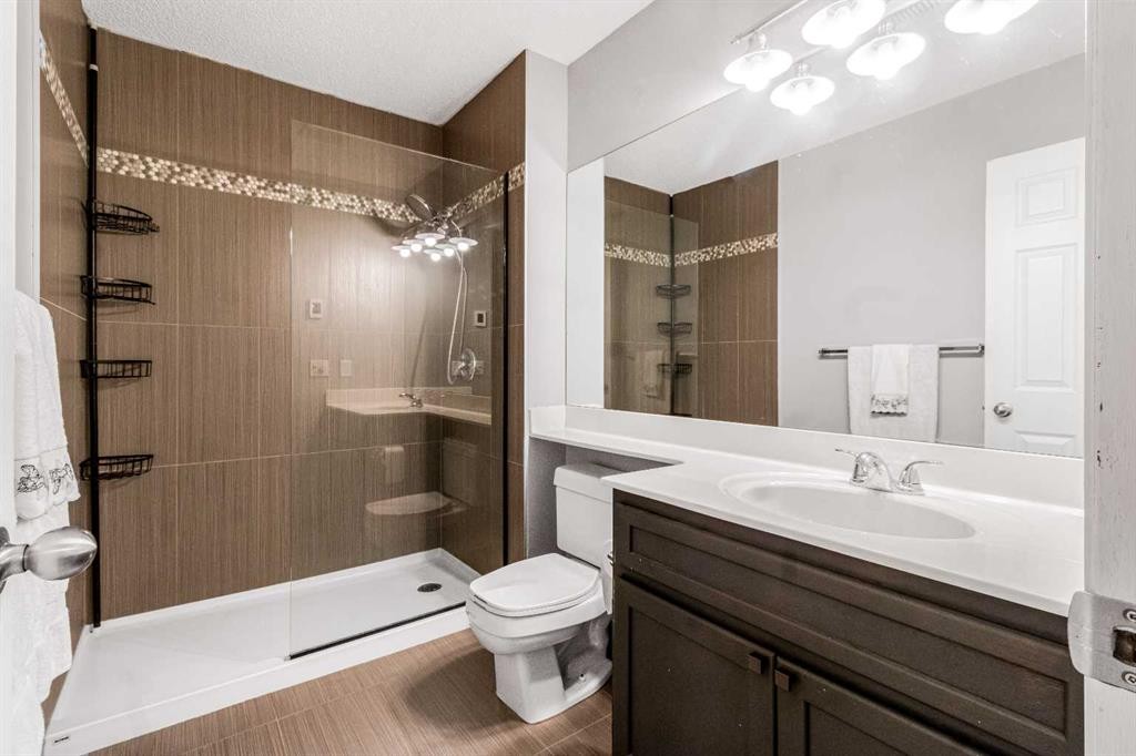 









197


Douglas Park

Boulevard Southeast,
Calgary,




AB
T2Z 2N3

