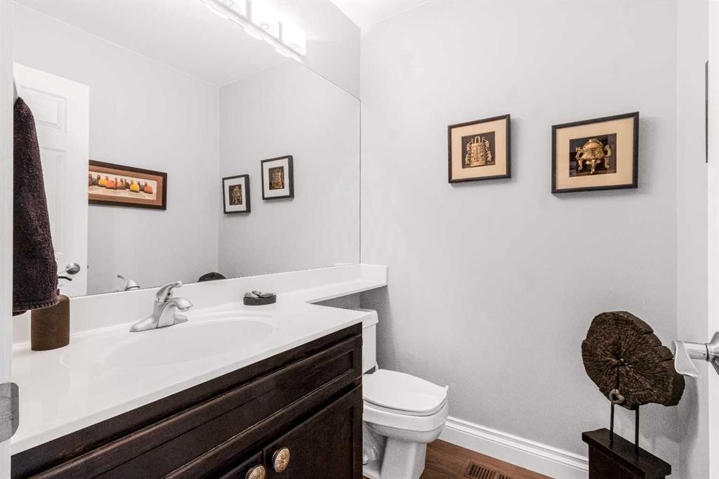 









197


Douglas Park

Boulevard Southeast,
Calgary,




AB
T2Z 2N3

