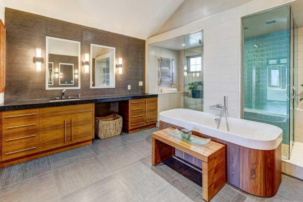 









738


Crescent

Road Northwest,
Calgary,




AB
T2M 4A7

