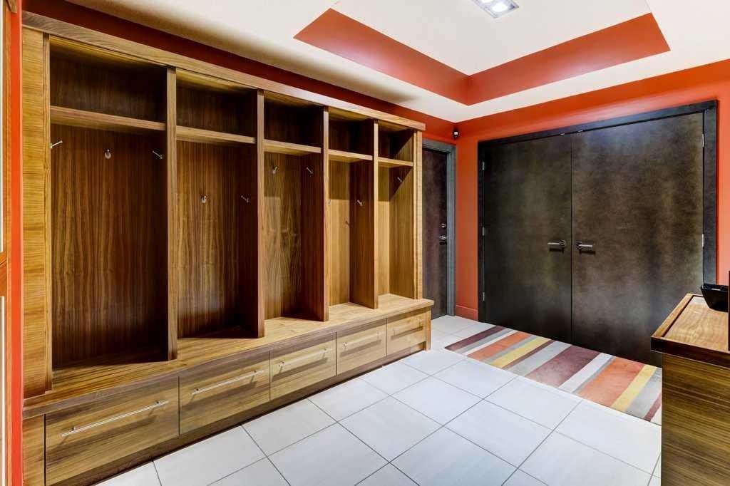 









738


Crescent

Road Northwest,
Calgary,




AB
T2M 4A7

