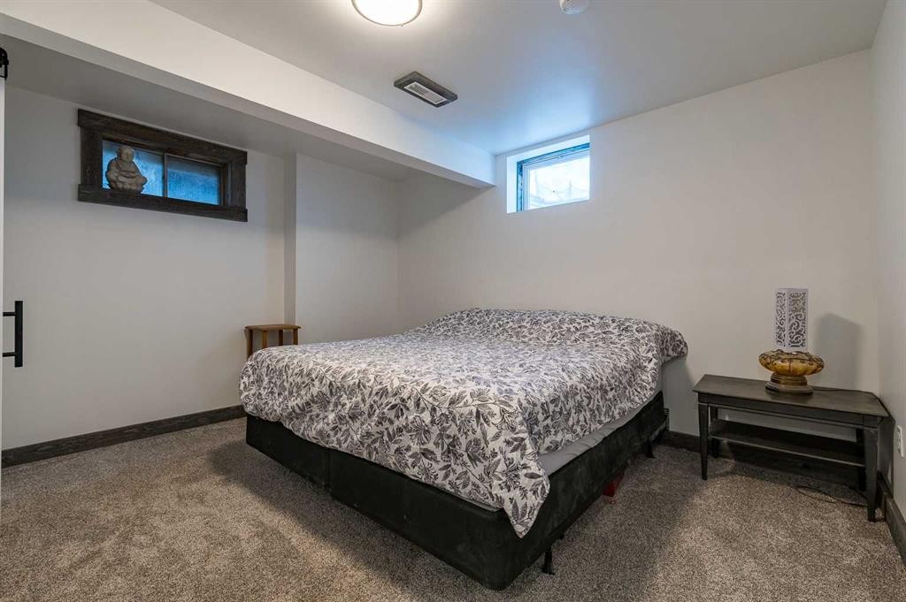 









482154


176

Street West,
Rural Foothills County,




AB
T1S 1A1

