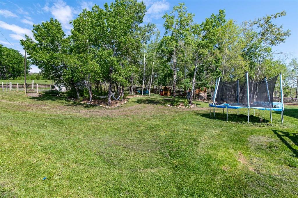 









482154


176

Street West,
Rural Foothills County,




AB
T1S 1A1

