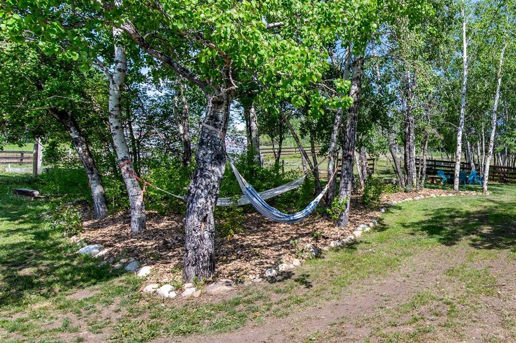 









482154


176

Street West,
Rural Foothills County,




AB
T1S 1A1

