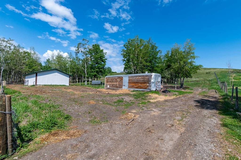 









482154


176

Street West,
Rural Foothills County,




AB
T1S 1A1

