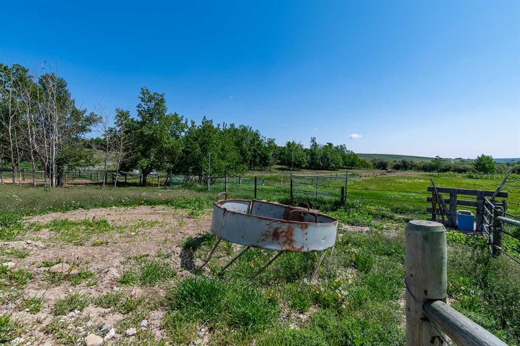









482154


176

Street West,
Rural Foothills County,




AB
T1S 1A1

