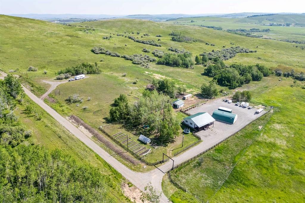 









482154


176

Street West,
Rural Foothills County,




AB
T1S 1A1

