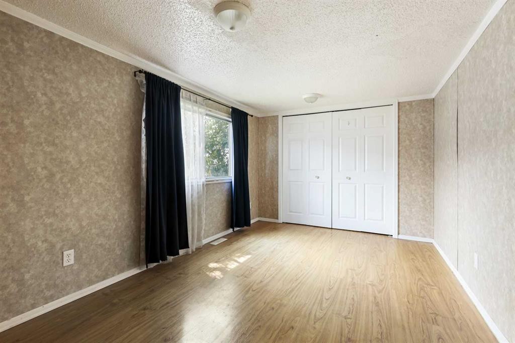 









6220


17

Avenue Southeast, 244,
Calgary,




AB
T2A 0W6

