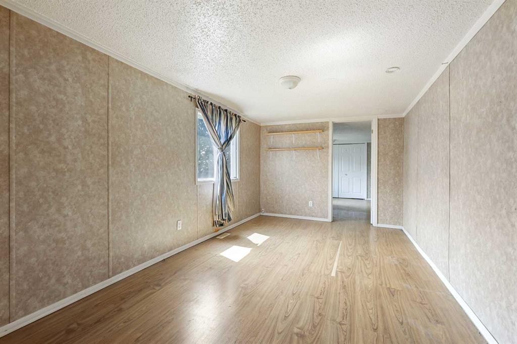 









6220


17

Avenue Southeast, 244,
Calgary,




AB
T2A 0W6

