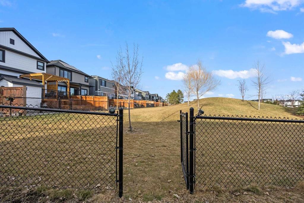 









36


Seton

Gardens Southeast,
Calgary,




AB
T3M2Y5

