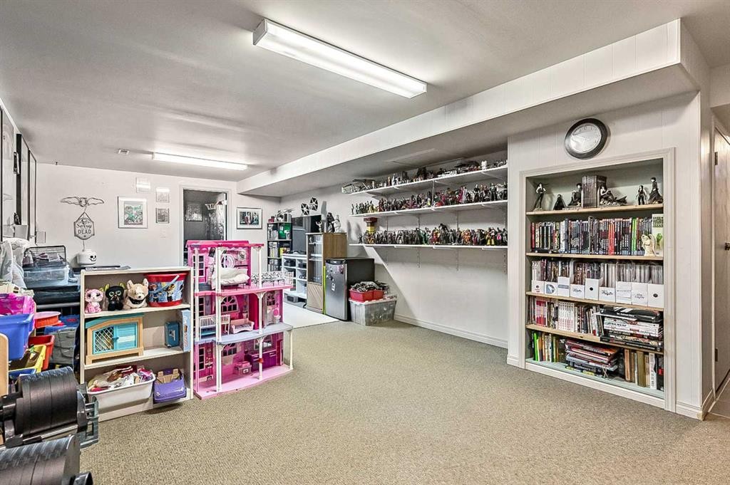 









2628


Lionel

Crescent Southwest,
Calgary,




AB
T3E6B1

