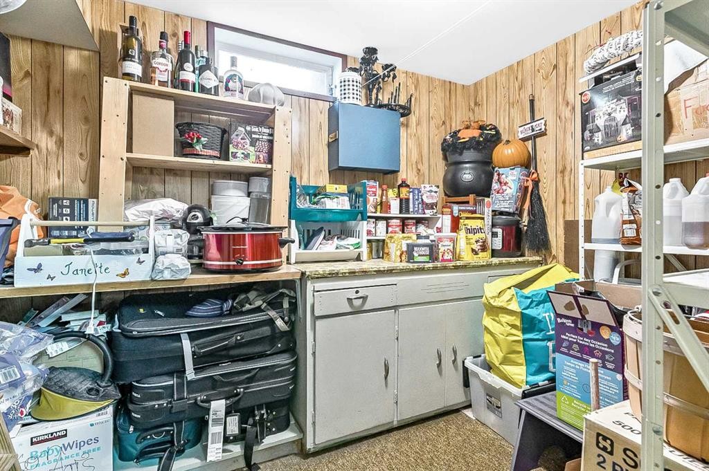 









2628


Lionel

Crescent Southwest,
Calgary,




AB
T3E6B1

