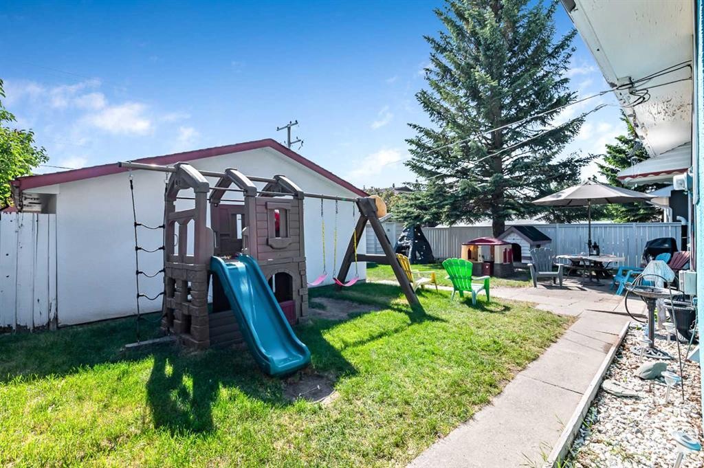









2628


Lionel

Crescent Southwest,
Calgary,




AB
T3E6B1

