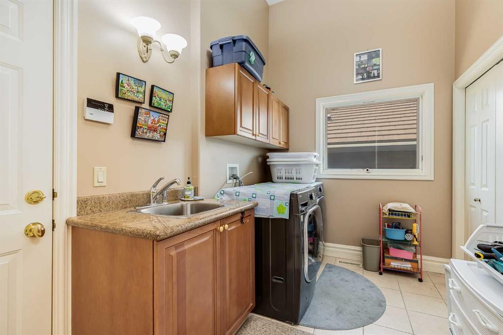 









4536


Hamptons

Way Northwest,
Calgary,




AB
T3A5H7

