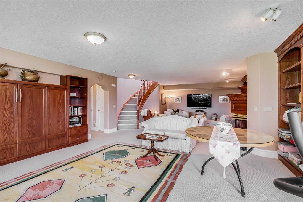 









4536


Hamptons

Way Northwest,
Calgary,




AB
T3A5H7

