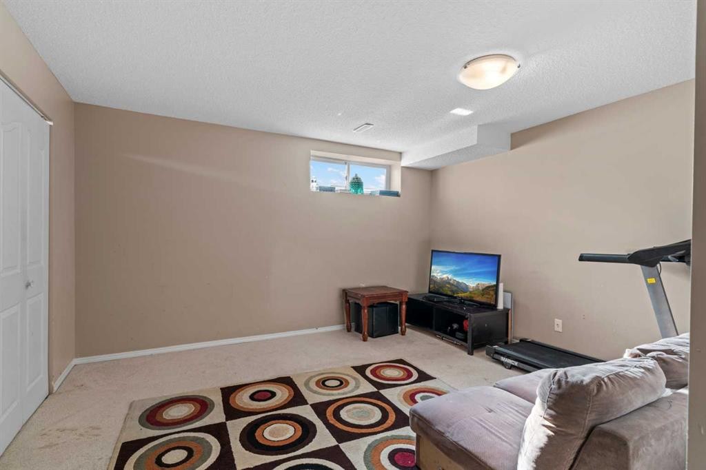 









64


Citadel Meadow

Gardens Northwest,
Calgary,




AB
T3G5N4

