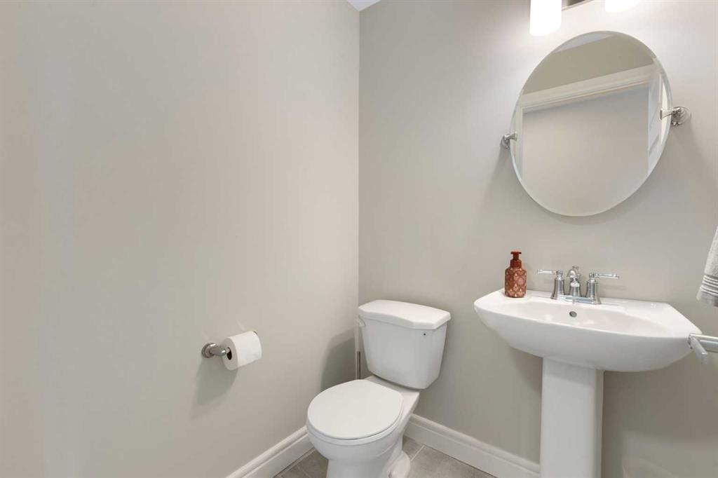 









10060


46

Street Northeast, 209,
Calgary,




AB
T3J 2H8


