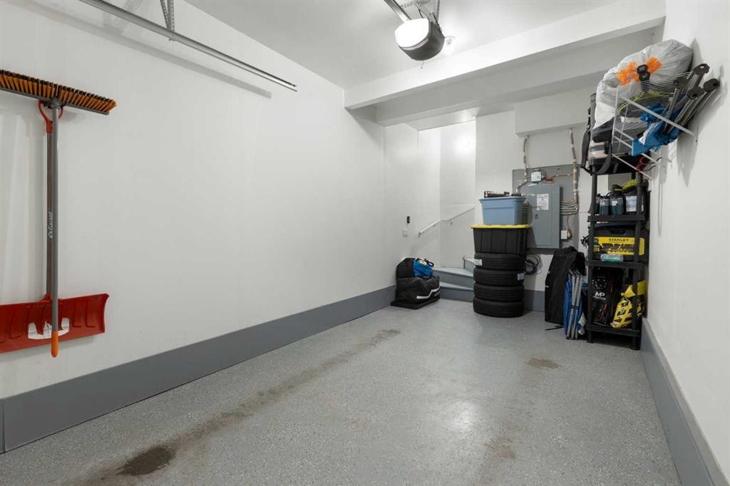 









10060


46

Street Northeast, 209,
Calgary,




AB
T3J 2H8

