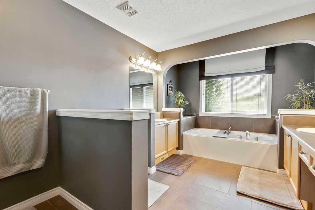 









200


Westland

Street,
Okotoks,




AB
T1S 2L3

