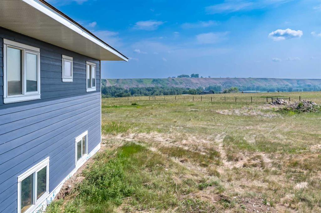 









274128


320

Street East, 200,
Rural Foothills County,




AB
T0L 0J0

